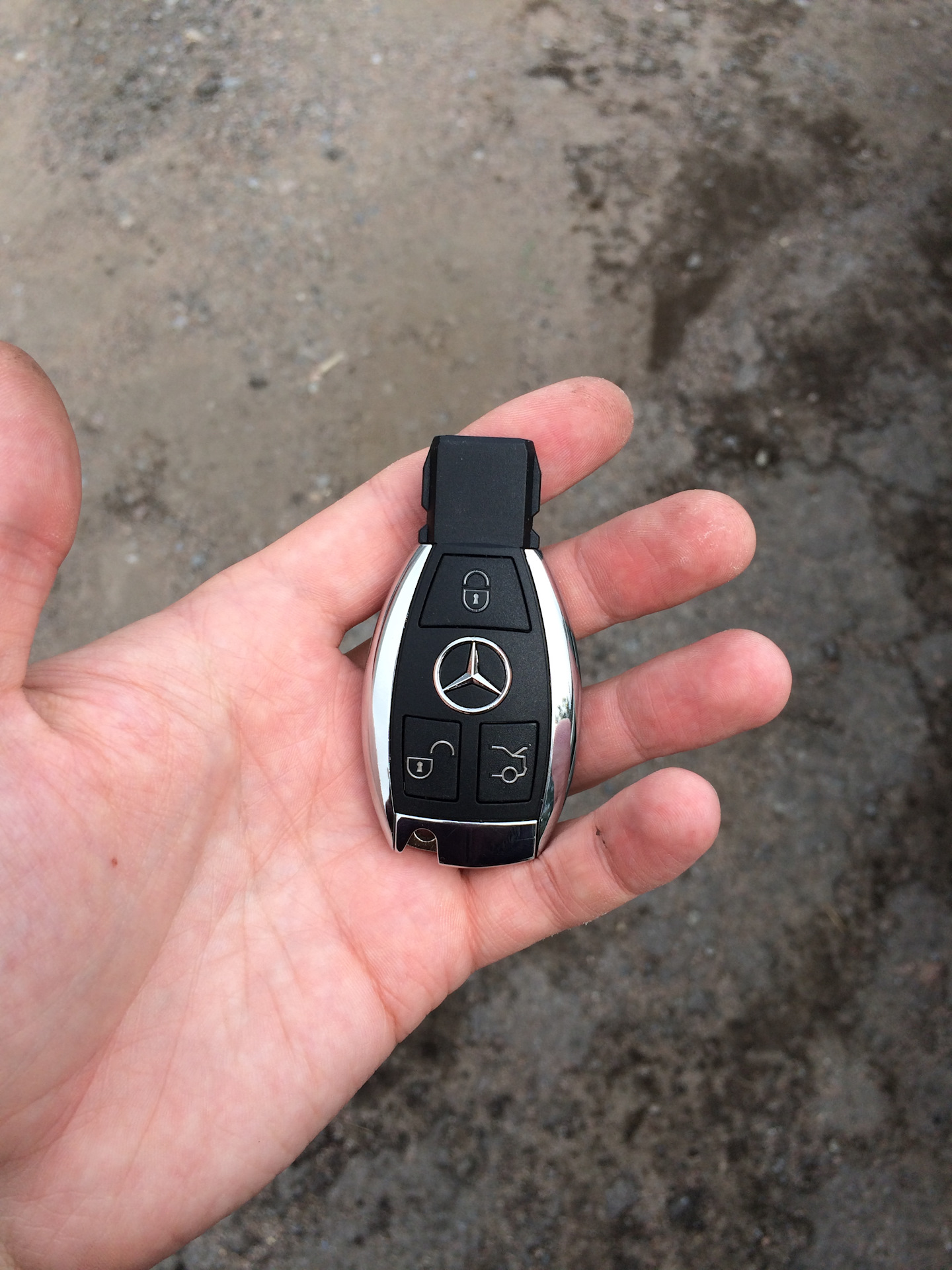 Ключ Mercedes e 212