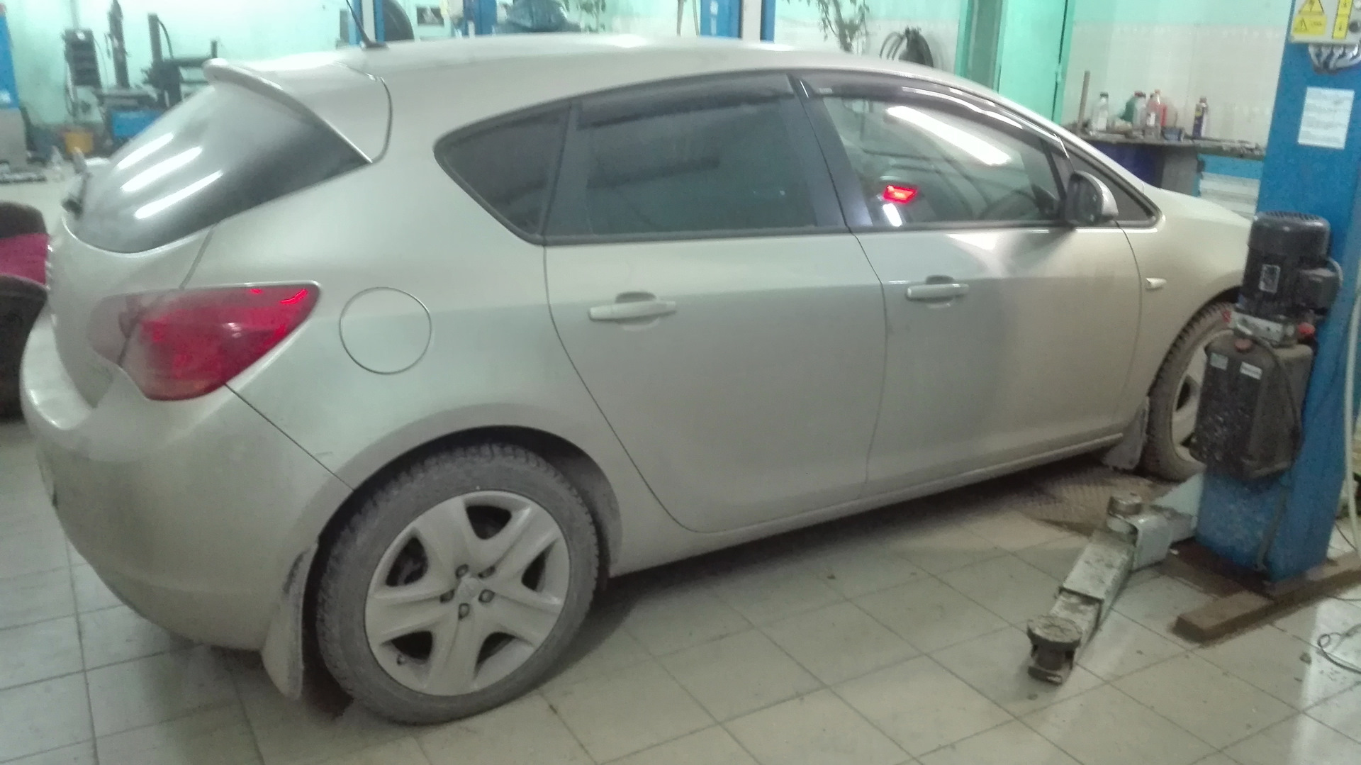 Замена МКПП+Диагностика сцепления в сборе — Opel Astra J, 1,6 л., 2012 ...
