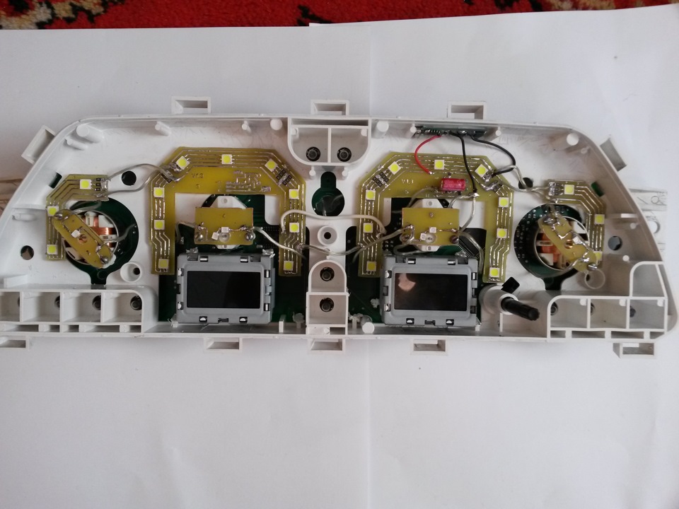 Пересвет приборной панели ВАЗ 2114(изменение цвета стрелки) - Сообщество "Светод