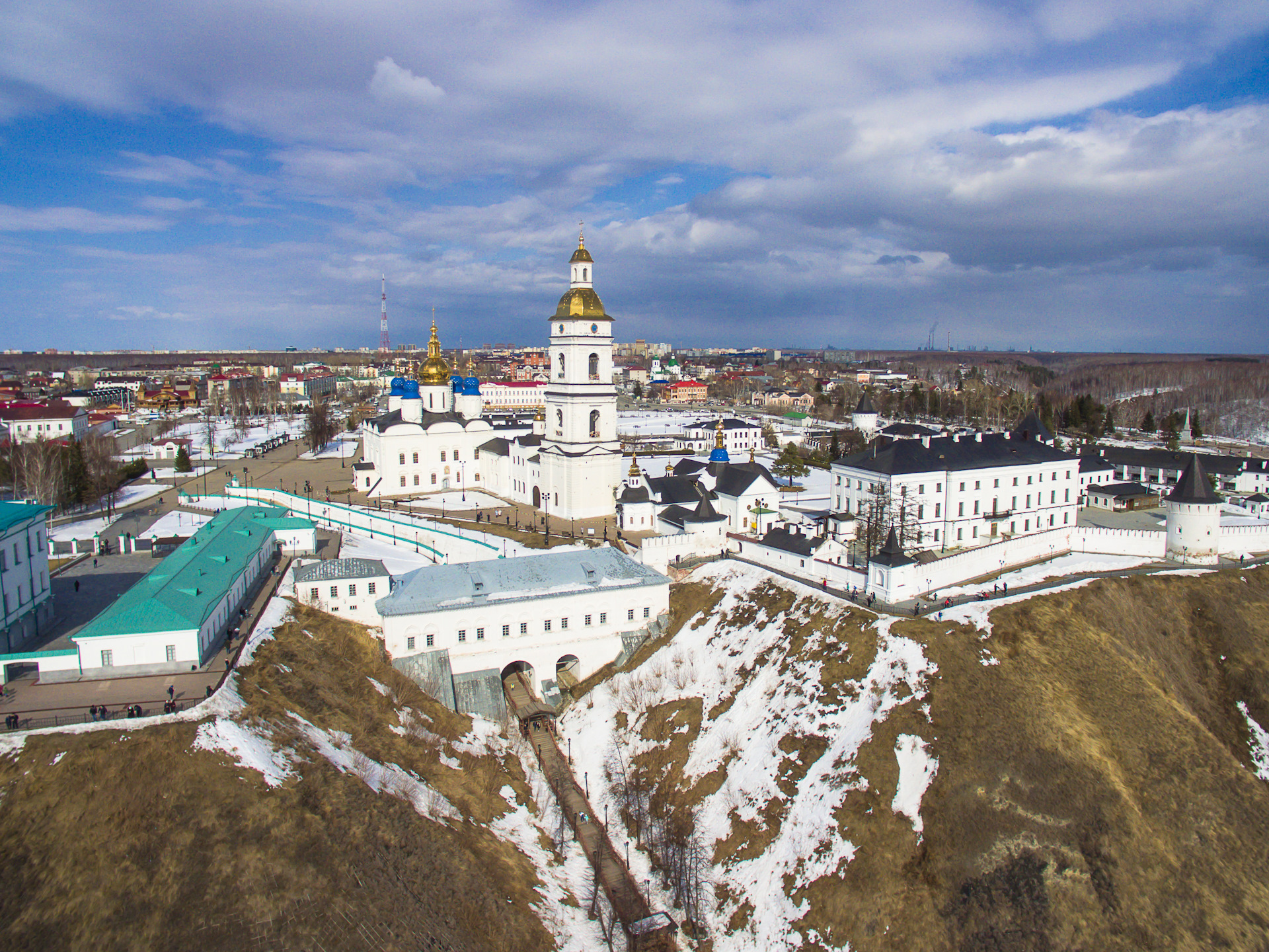 Где находится тобольский кремль. Рентерея Тобольский Кремль. Тобольский Кремль Тобольск. Тобольск Тобольский Кремль ступени. Тобольский Кремль 1683.