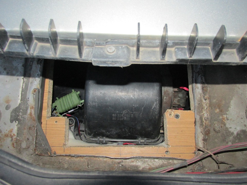 опель вектра б корпус отопителя. корпус печки вектра б. фильтр на печку опель вектра а. хомуты радиатора печки опель вектра с. отопитель опель вектра б.