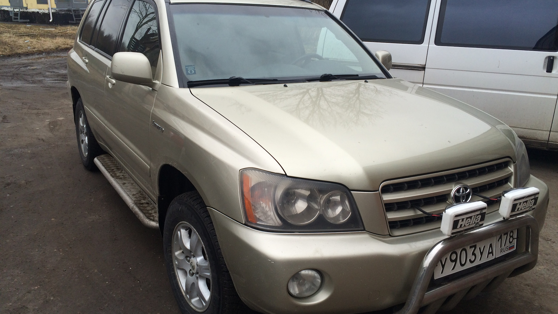 Toyota Highlander (XU20) 3.0 бензиновый 2001 | Член семьи 4WD limited на  DRIVE2