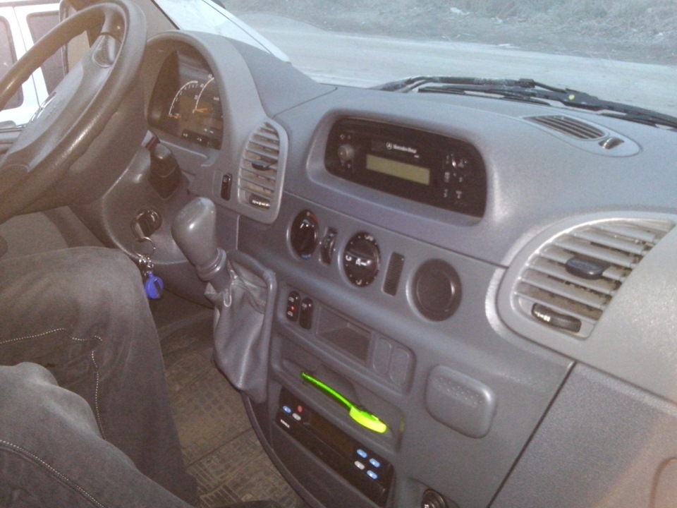 Как снять печки мерседес спринтер Запись от 27 декабря 16:58 - Mercedes-Benz Sprinter (1G), 2,1 л, 2005 года визит