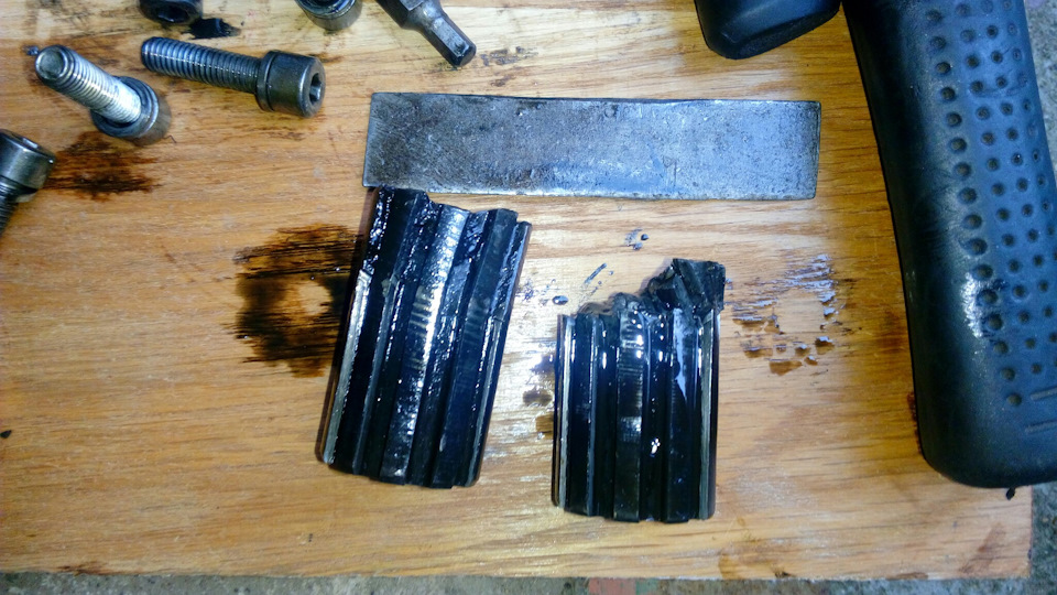 6b87c0es 960 Как выбить полуось с моста