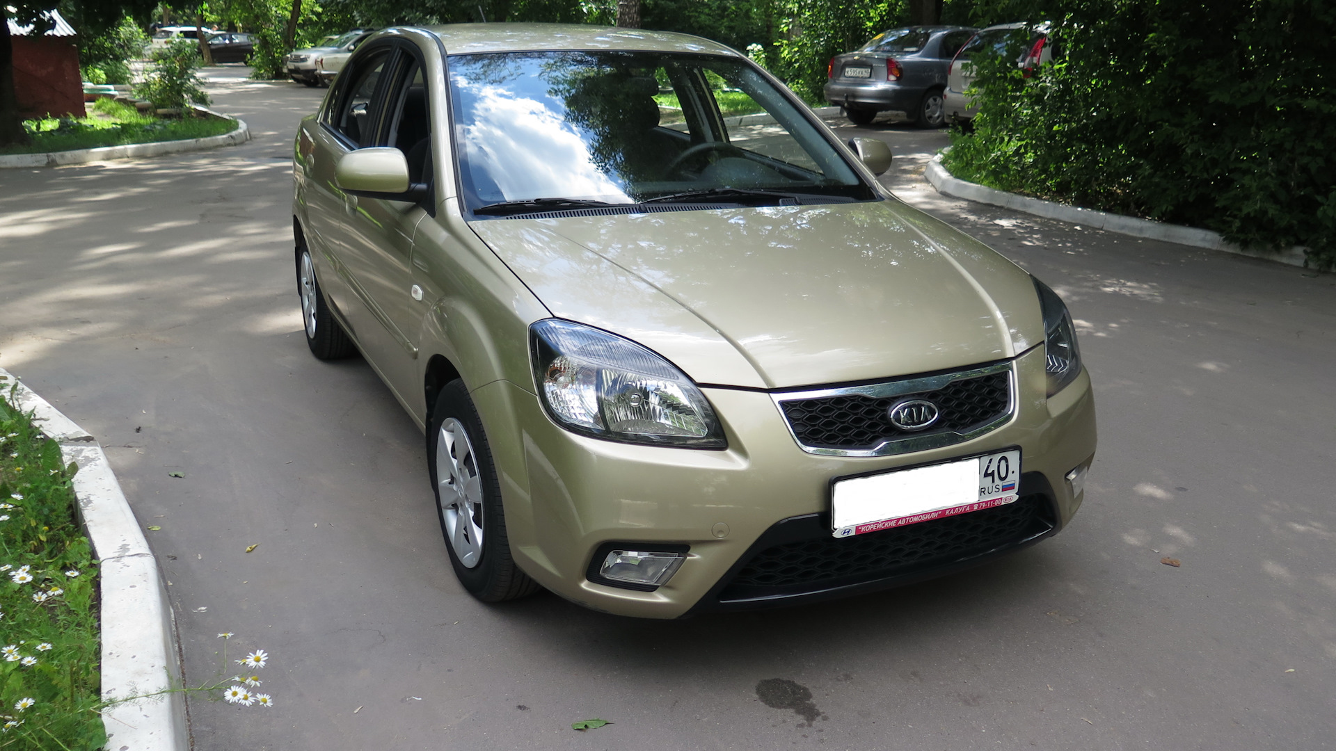 KIA Rio (2G) 1.4 бензиновый 2010 | 1,4 АТ на DRIVE2