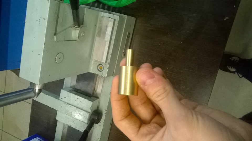 сила + межблоки — Ford Focus II Hatchback, 1,8 л., 2008 года | автозвук ...