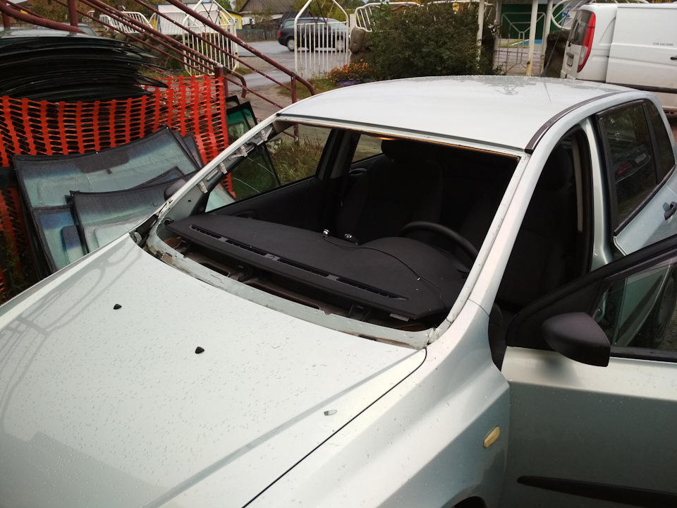 Лобовое стекло — FIAT Stilo, 1,6 л, 2003 года | визит на сервис | DRIVE2