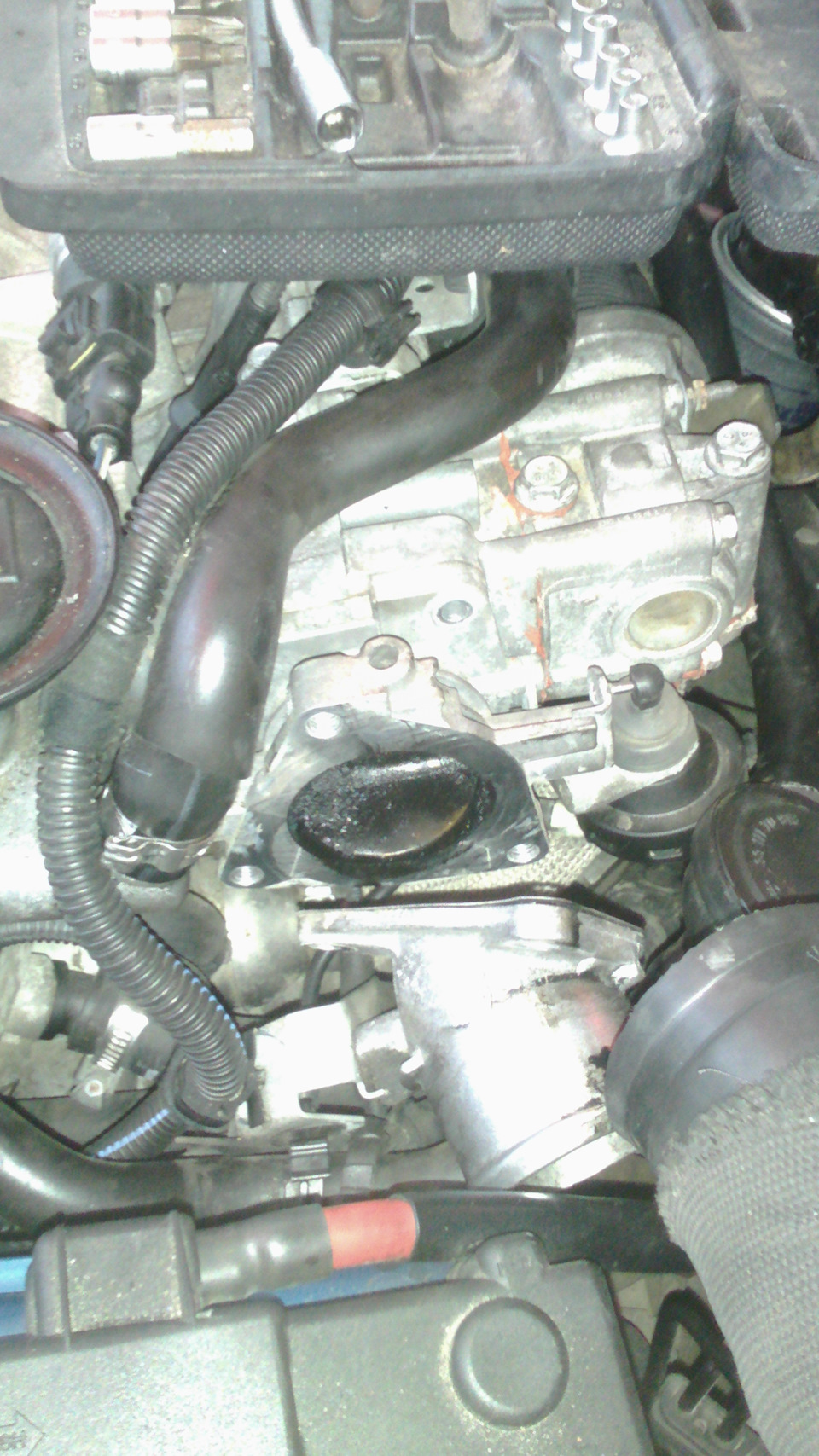 Загон по тяговой силе(чистка впускного коллектора без снятия с ДВС ...