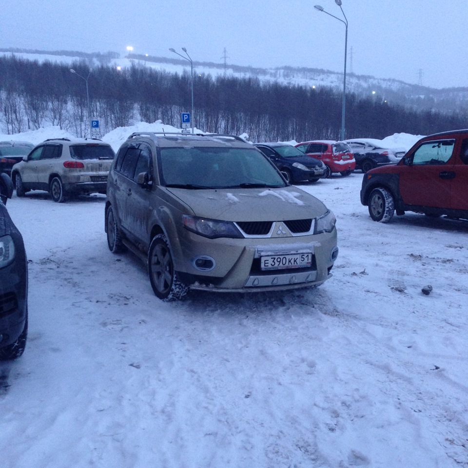 Каким он был и каким стал. — Mitsubishi Outlander XL, 2,4 л, 2008 года ...