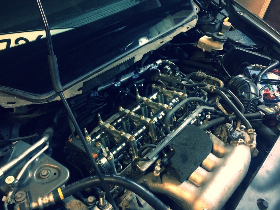 Замена прокладки клапанной крышки и масло в коробке — Honda Civic Si ...