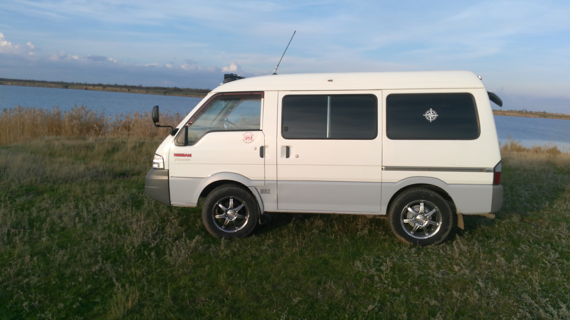 Ниссан vanette 4wd. Ниссан ванетте микроавтобус 4х4. Nissan vanette 4. Ниссан ванетте микроавтобус 4х4. Ниссан ванетте микроавтобус 4х4.