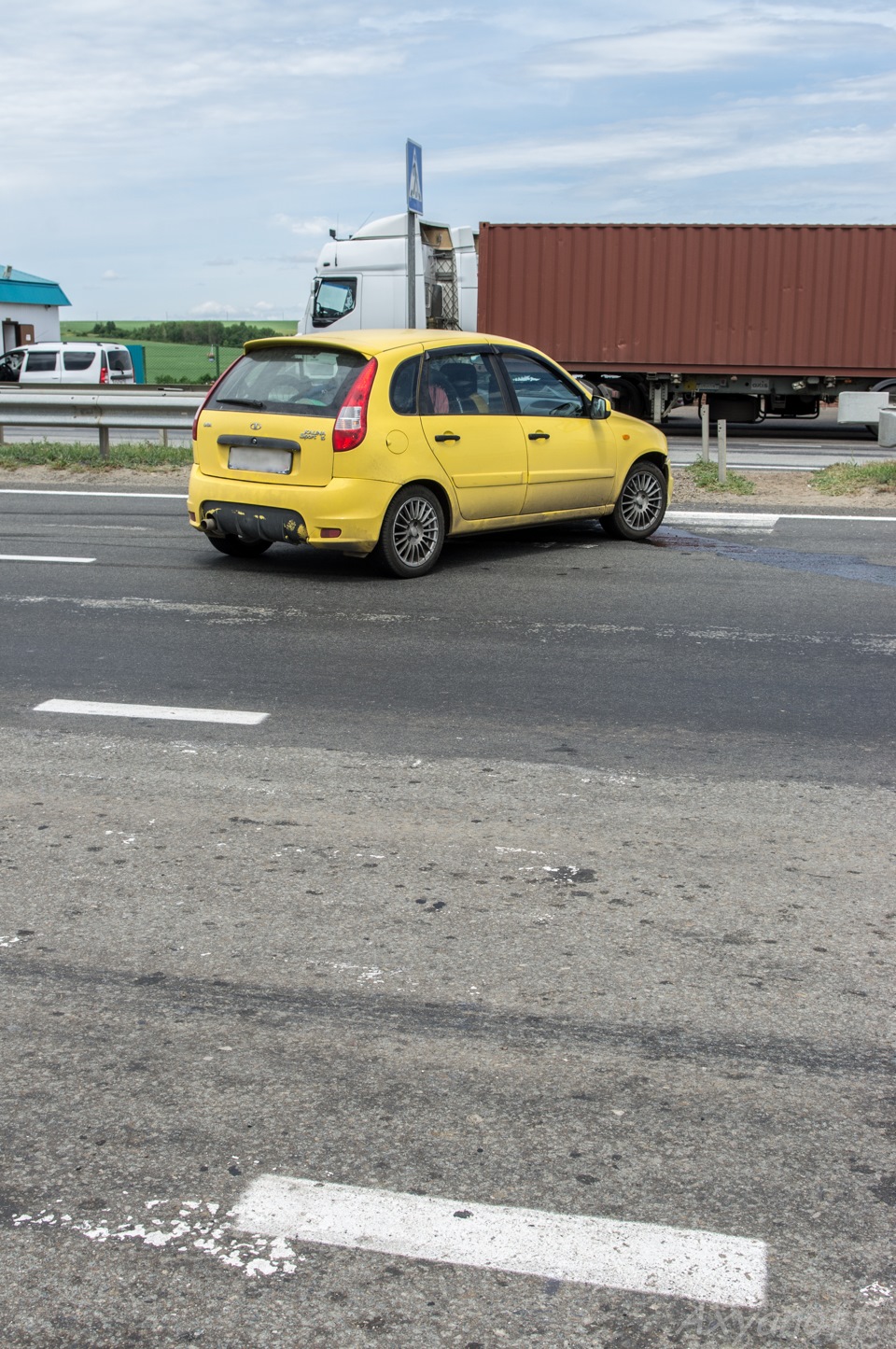 Фотосет с Желтком! — Lada Калина Спорт, 1,4 л, 2010 года | ДТП | DRIVE2