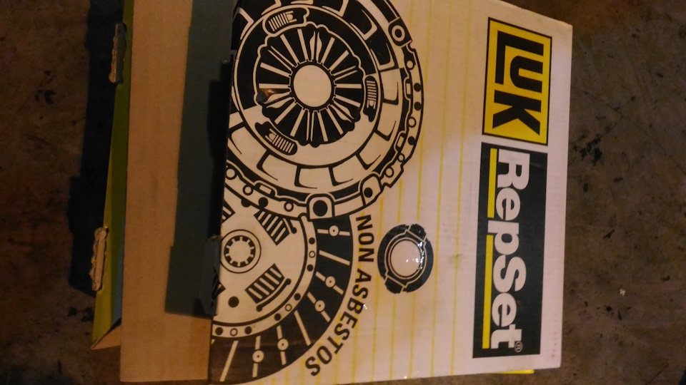 Замена масла и замена сцепления. — Lada Гранта (1G), 1,6 л, 2012 года ...