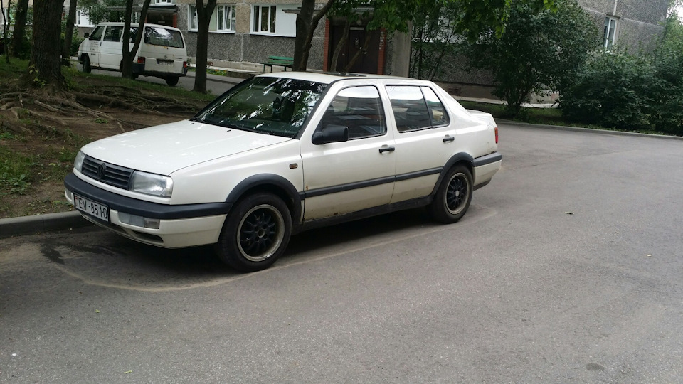 VW Vento колеса r17