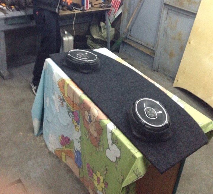 #6 Музыка. Полка под овалы — BMW 5 series (E34), 2,5 л, 1989 года ...