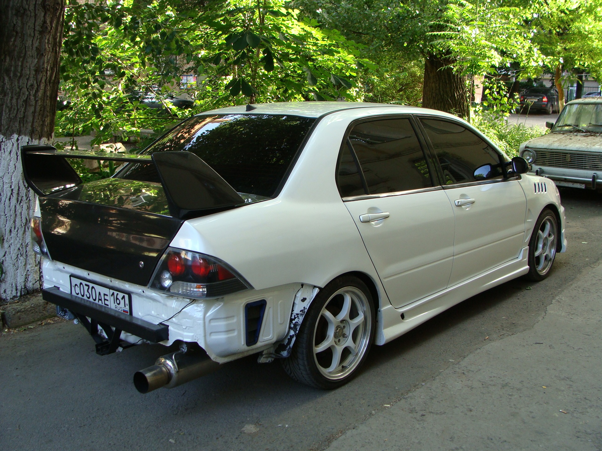 Лансер 9 цедия. Mitsubishi Lancer oz Rally. Mitsubishi Lancer oz Rally Edition. Oz Lancer 9.