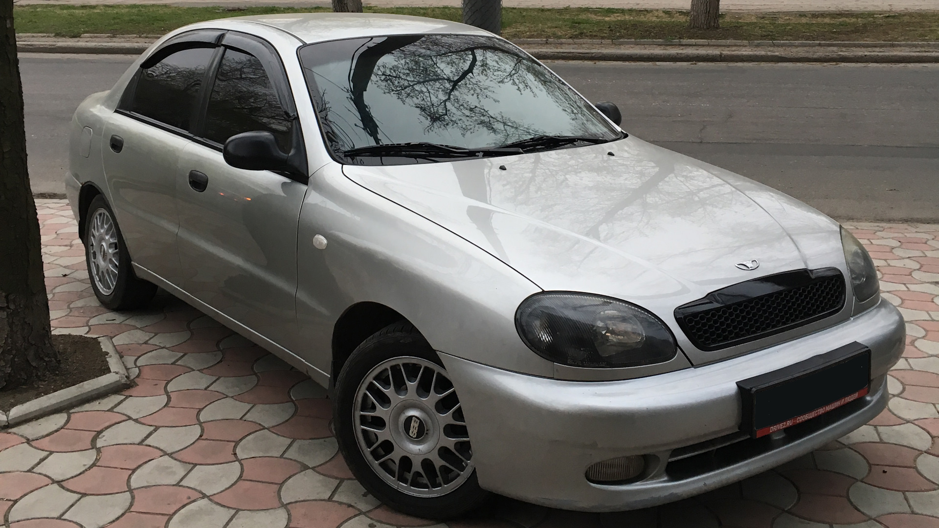 Daewoo Lanos 1.5 бензиновый 2000 | серебристый металлик на DRIVE2