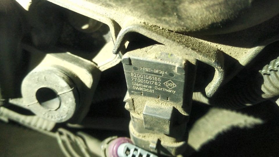 Запчасти на фото: 7700101762. Фото в бортжурнале Renault Megane II
