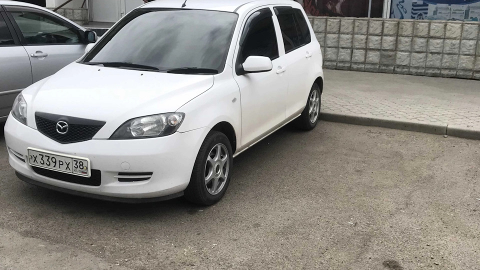Mazda Demio (2G) 1.3 бензиновый 2002 | Демон на DRIVE2