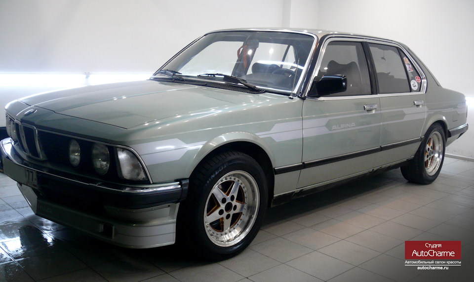 Фото в бортжурнале BMW 7 series (E23)