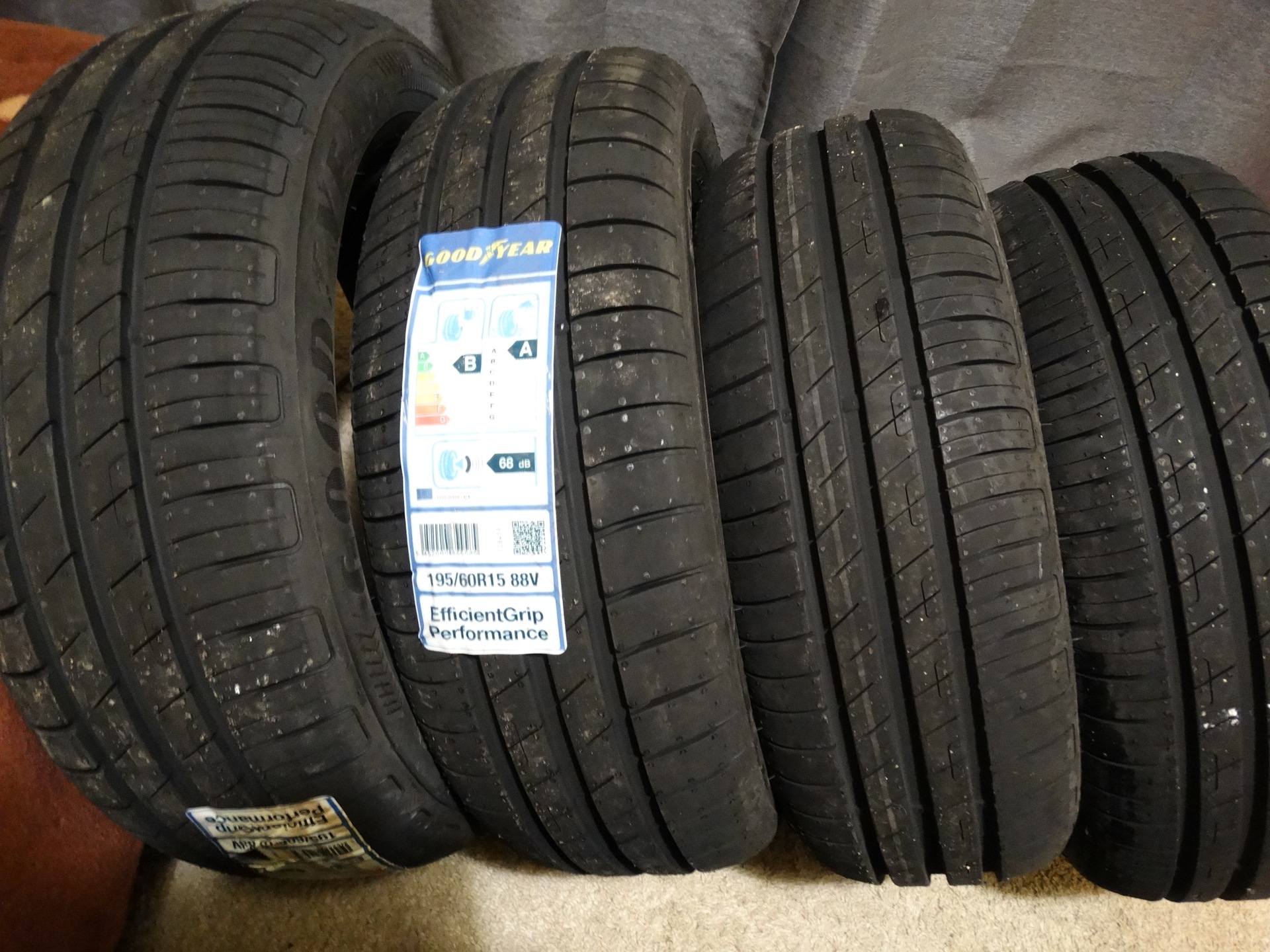 195 60 r15. Goodyear EFFICIENTGRIP Performance 195/60 r15 88v. Goodyear EFFICIENTGRIP Performance 2 195/60 r15. Goodyear EFFICIENTGRIP Performance 185/55 r15. Goodyear EFFICIENTGRIP Performance 2 185/65 r15.