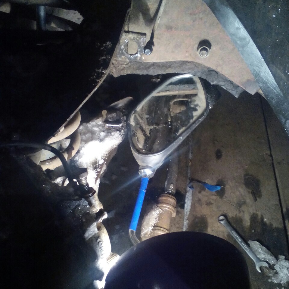 Замена тормозного фитинга — LADA 2101, 1,2 л., 1980 года | своими ...