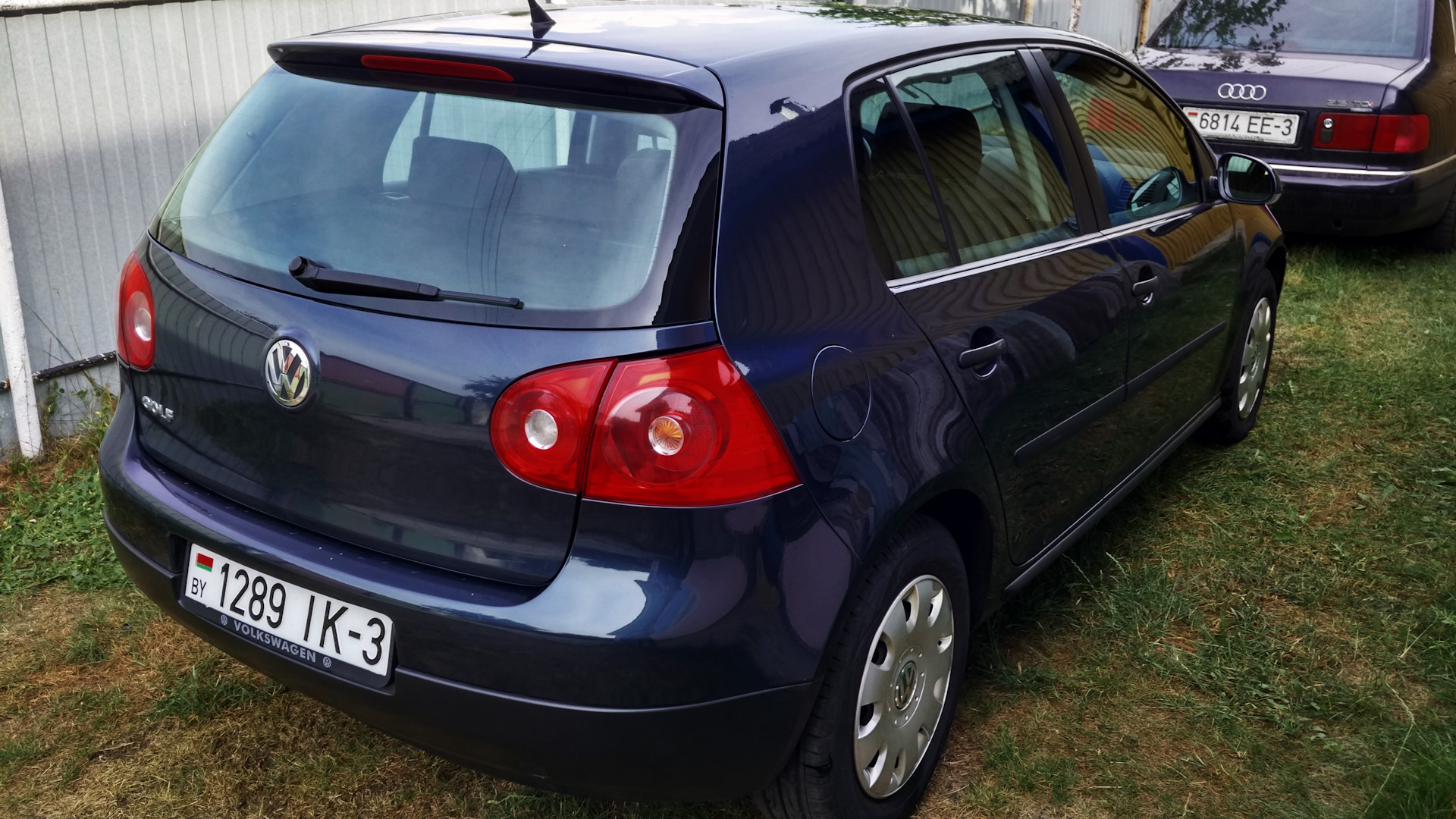 Продажа Volkswagen Golf Mk5 2006 (бензин, МКПП) — с историей обслуживания —  DRIVE2.RU