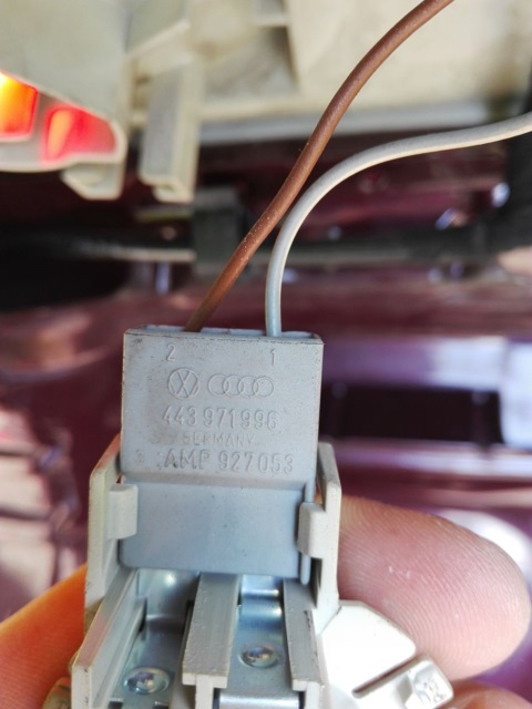 443971996 Корпус плоского разъ VAG | Запчасти на DRIVE2