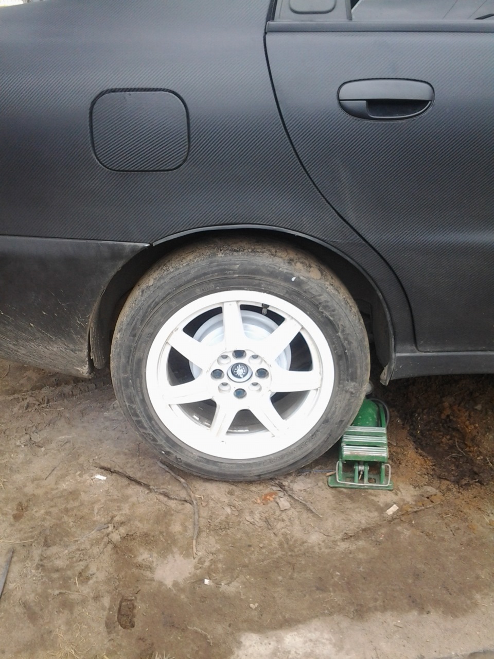Грунтовка барабанов, супортов — Chevrolet Lanos, 1,5 л, 2006 года ...