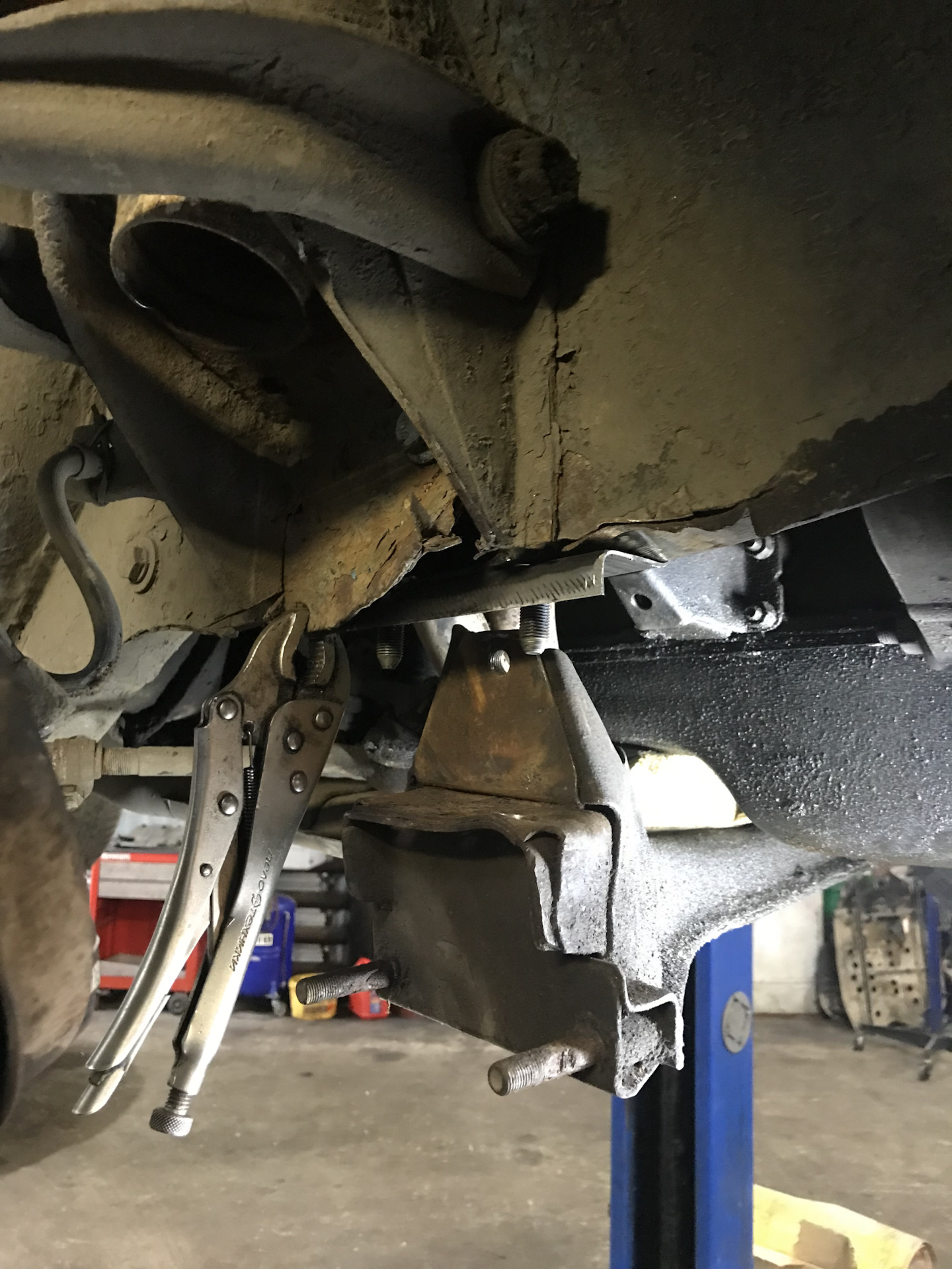 Замена переднего лонжерона — Lada 21013, 1,3 л, 1983 года | кузовной ...