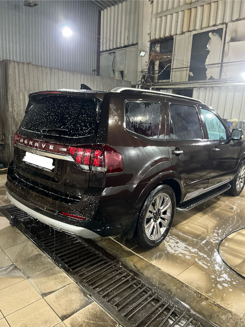 Photo from the logbook KIA Mohave (HM2)