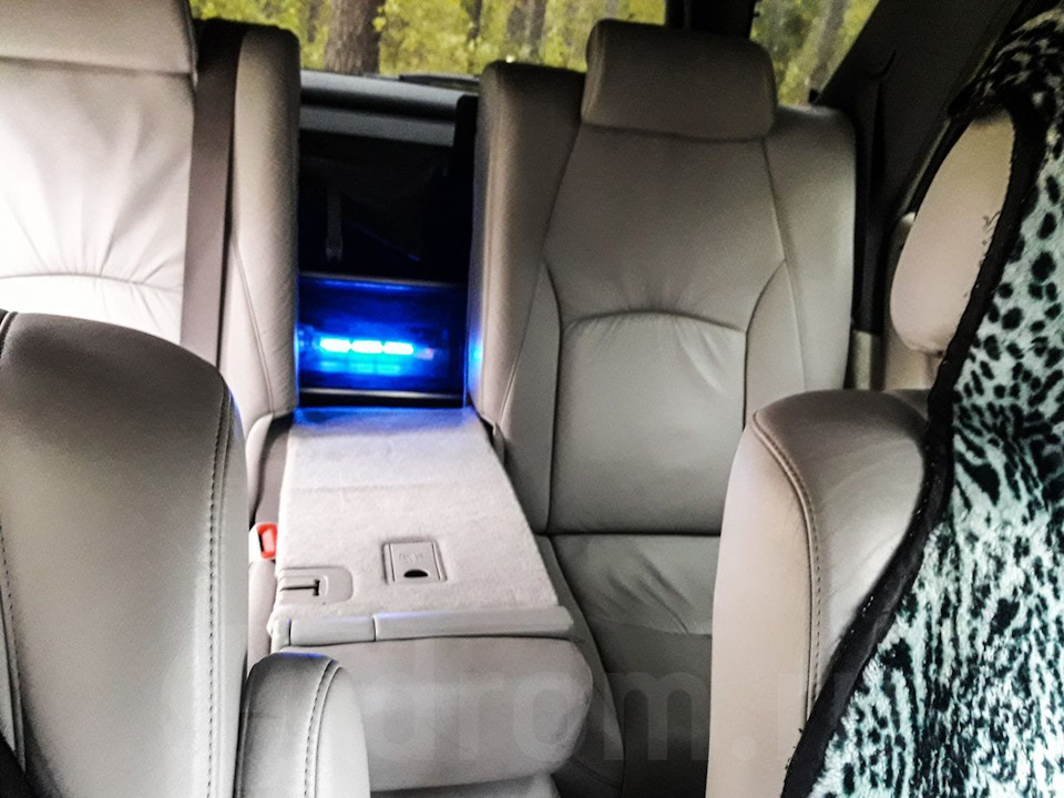 Фото в бортжурнале Toyota Harrier (1G)