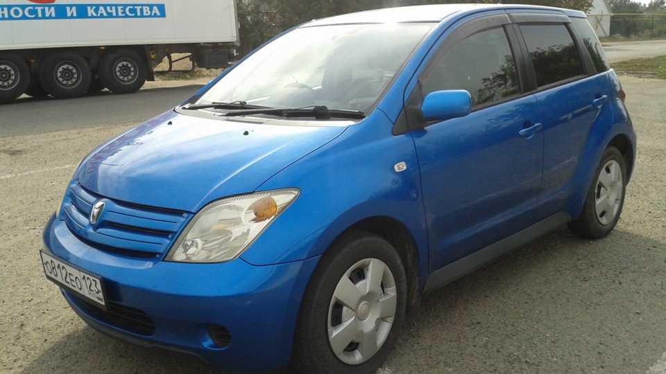 Toyota ist (1G) 1.3 бензиновый 2002 | 1.3 синий металлик на DRIVE2