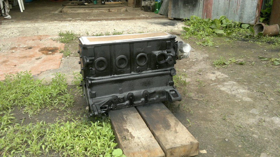 Двс фиат на ниву. 6c058b4s 960. Двс фиат на ниву фото. Двс фиат на ниву-6c058b4s 960. картинка Двс фиат на ниву. картинка 6c058b4s 960. www.lada4x4.net/news/119-…lem-fiat-13-multijet.htmlwww.lada4x4.net/news/119-…lem-fiat-13-multijet.htmlАвторы портала «Русский автомобиль», ссылаясь на собственные источники, сообщает, что на АВТОВАЗе собрали опытный образец внедорожника LADA дизельным двигателем Fiat 1.3 16v MultiJet второго поколения. Двигатель 1.3 MultiJet, который выпускается с 2003 года и устанавливался на множество автомобилей, включая престижный Alfa Romeo MiTo и коммерческий фургон Fiat Doblo, имеет несколько вариантов форсировки. Для опытного образца LADA 4х4 был использован двигатель с промежуточной форсировкой — 85 л.с.
