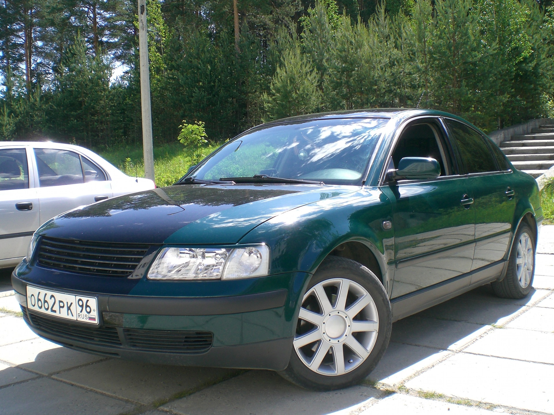 Пассат б5 1999 год. Фольксваген Пассат б5 зеленый. Пассат б5 1998. VW Passat b5 1998. VW Passat b5 зеленый.
