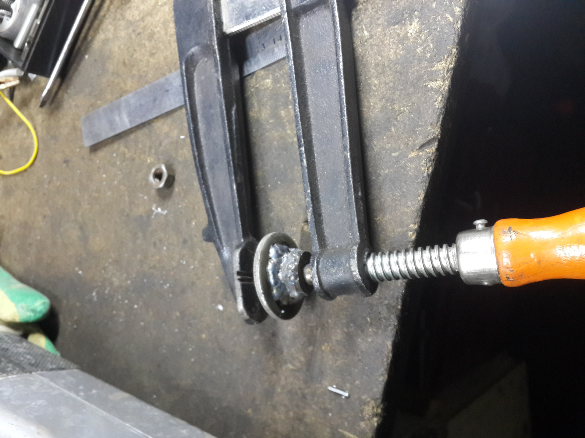 ремонт струбцины. прижим струбцина l100. клещи силовые-струбцина 17469. струбцина зажимная montero. сломалась струбцина.