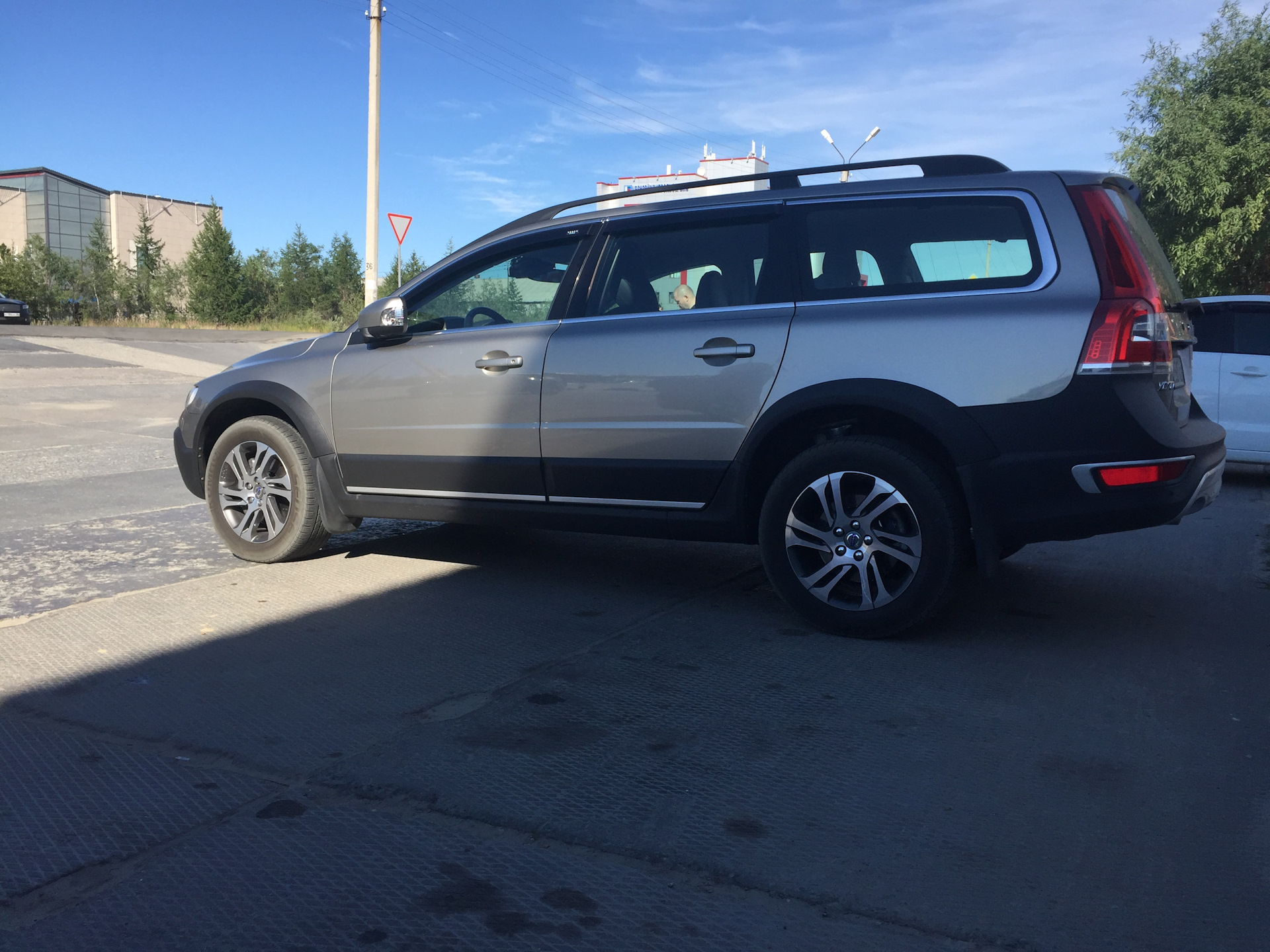 Volvo xc70 шведская полиция