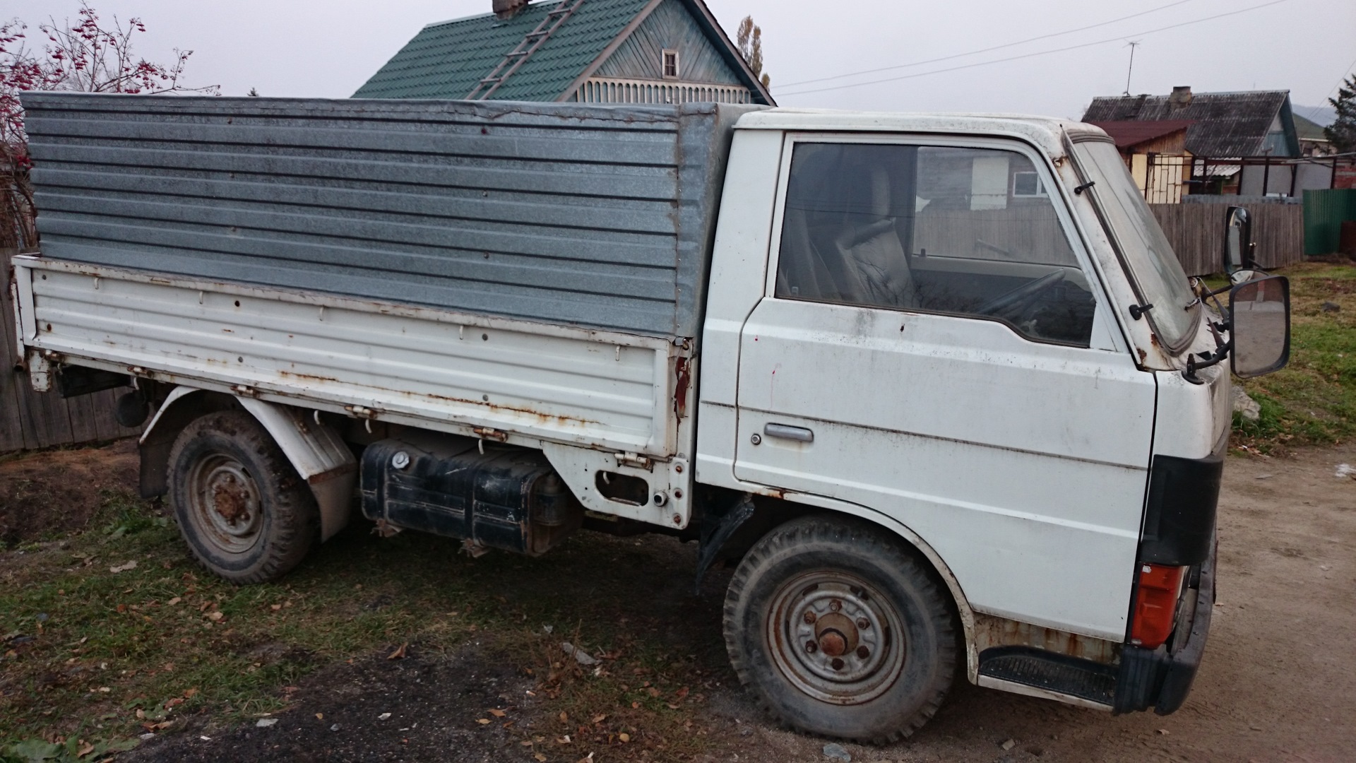 Mazda Titan 2.5 дизельный 1987 | 