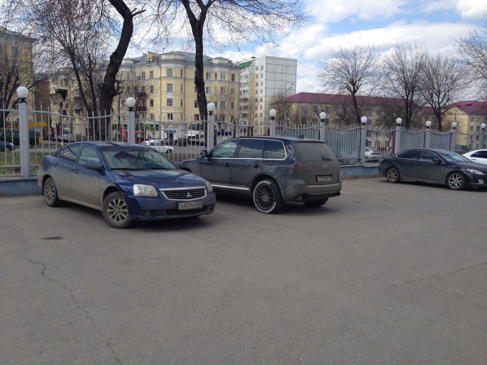 Белые шины ) — Volkswagen Touareg (1G), 5 л, 2005 года | фотография ...