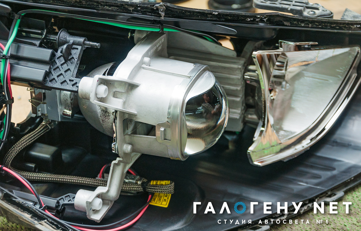 Линза санта фе 3. Штатный модуль на фару биксенона. Санта фе замена линз. Биксеноновая линза hella qr. Линзы птф santa fe 2.