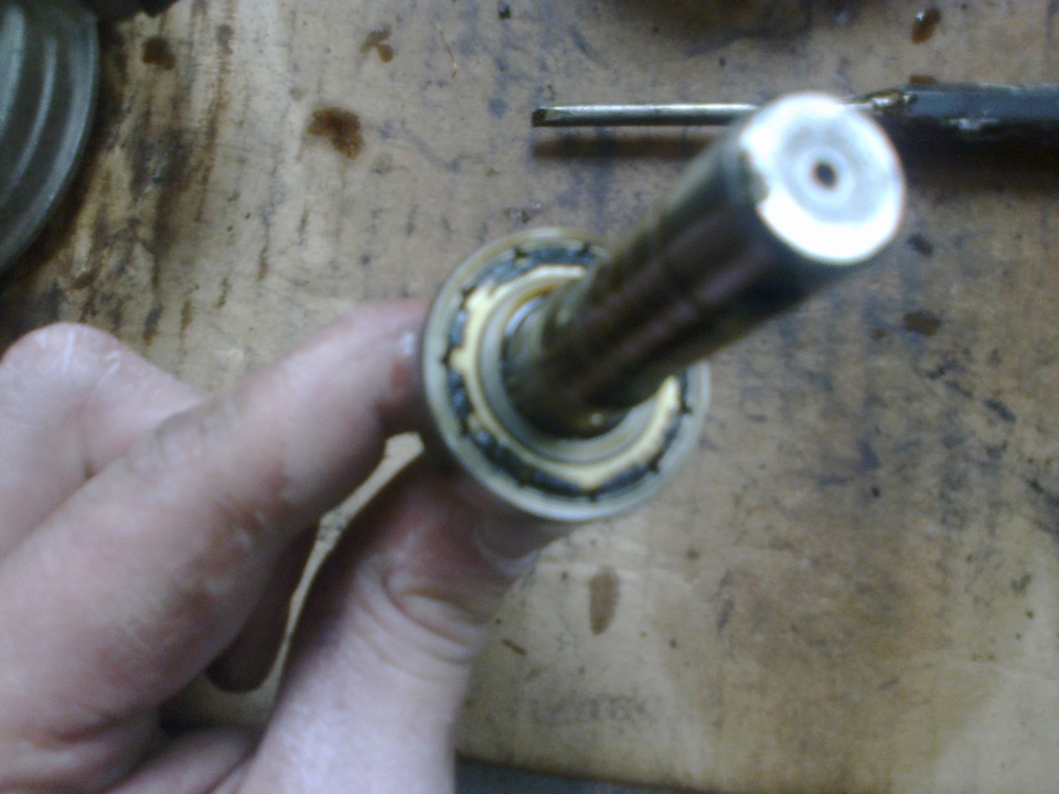 Масло в трамблере о_О Замена сальника. — Mitsubishi Lancer IV, 1,5 л ...