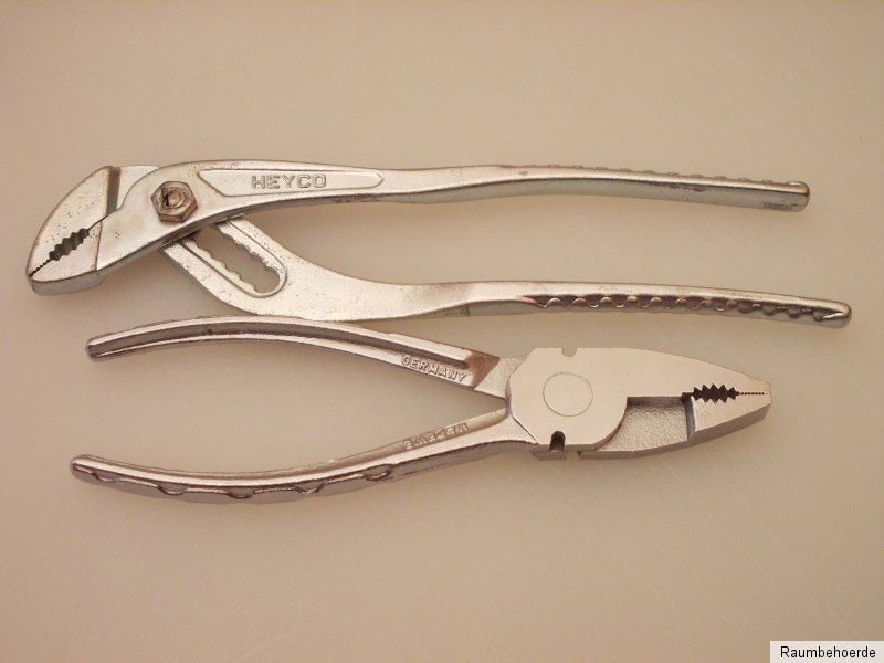 фирменный шарнирно-губцевый инструмент — в Гелике хуже! — Mercedes-Benz G-Class (W463 1G)