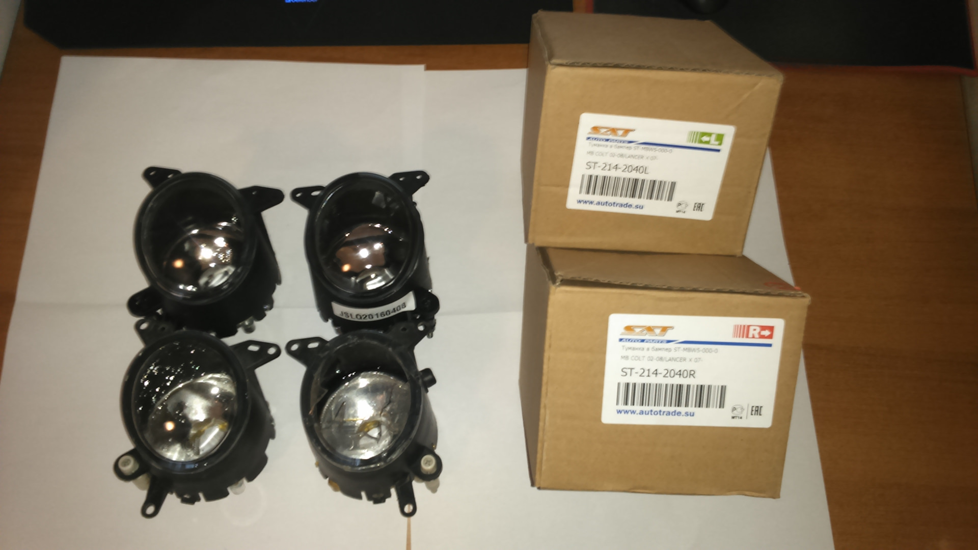 Mitsubishi птф. St-214-2040l. St-314-2040l. Туманки Лансер 10. ПТФ ланцер 10.