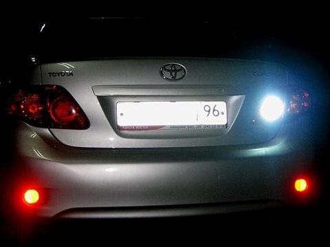 Xenon in reverse - Toyota Corolla 16 L 2008