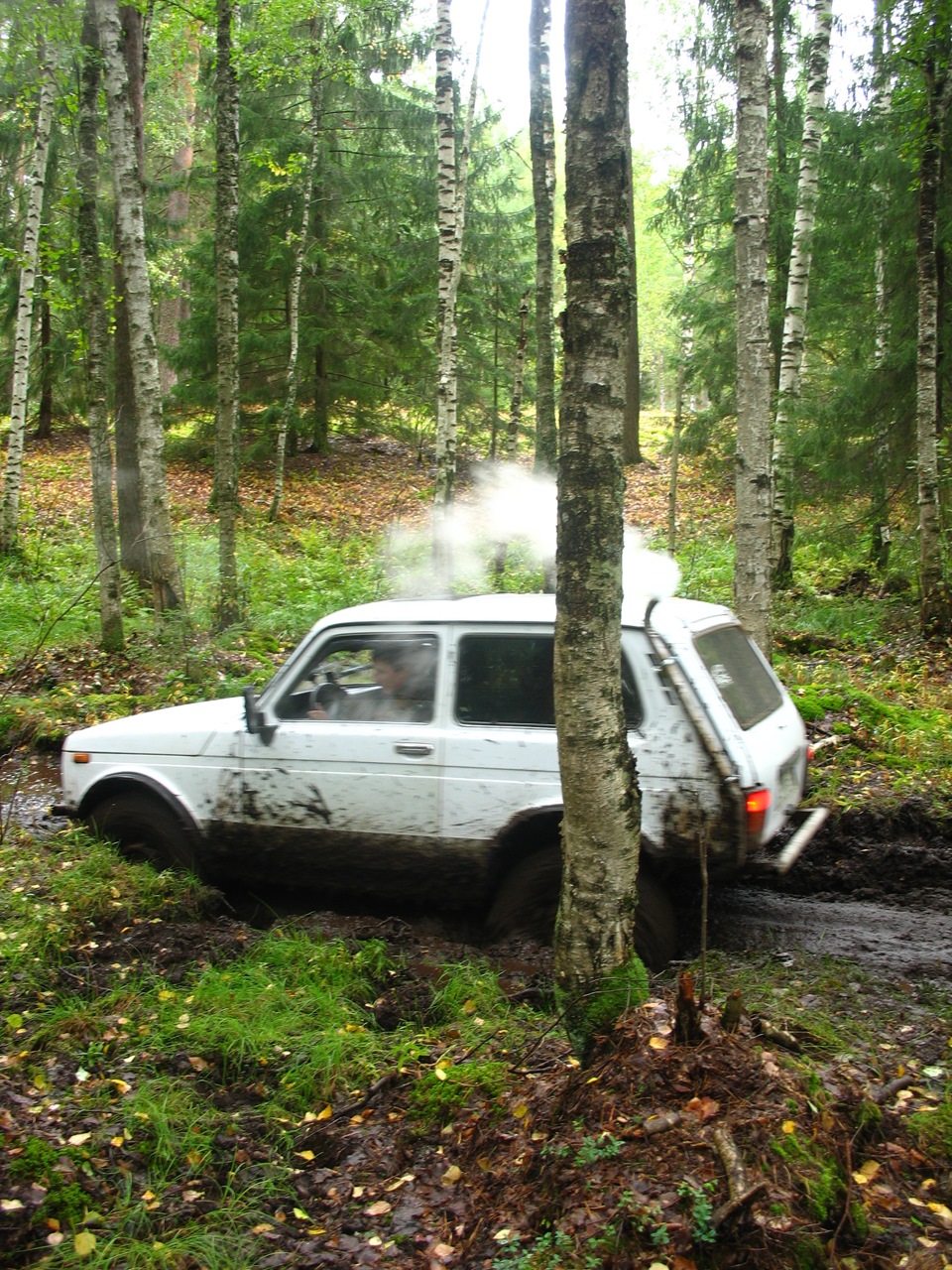 Вывод глушителя на вверх! — Lada 4x4 3D, 1,7 л, 2002 года | своими ...