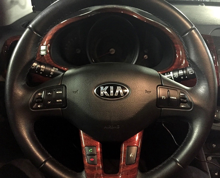 Kia Sportage 2012 руль