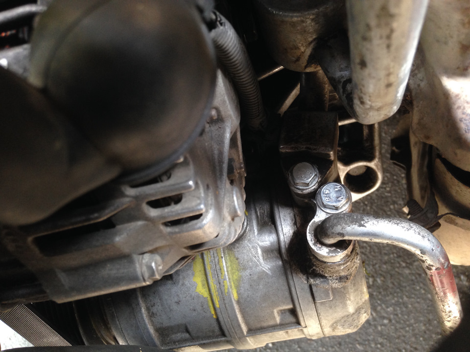 Подключение компрессора кондиционера. — Nissan Maxima IV (A32), 3 л ...