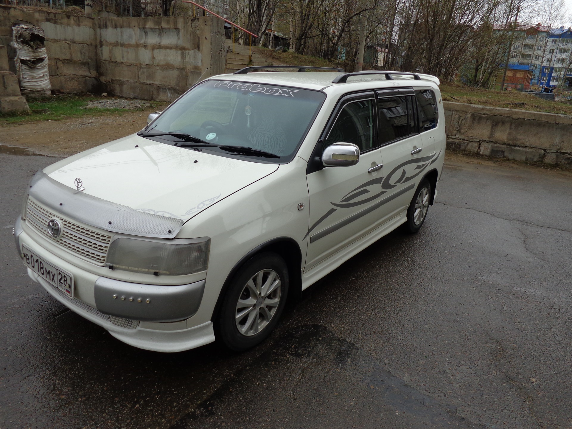 Пробокс уссурийск. Тойота Пробокс 2006. Toyota Probox 2006. Белый Пробокс. Бампер на Пробокс передний.