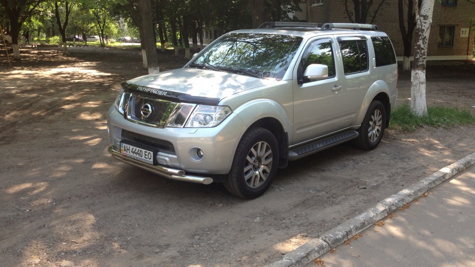 Стекло повторителя поворота левого зеркала заднего вида — Nissan ...