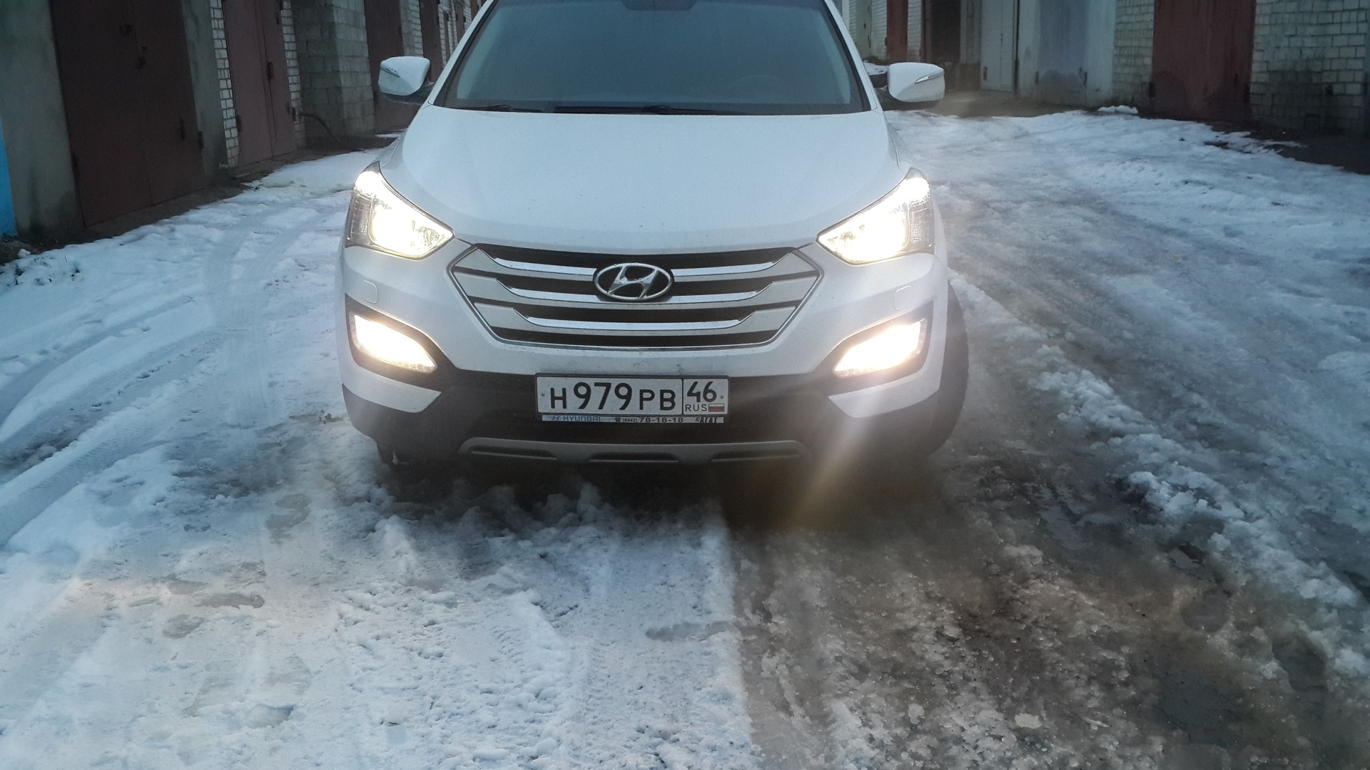 Моргает правая фара ( — Hyundai Santa Fe (3G), 2,2 л, 2013 года |  электроника | DRIVE2